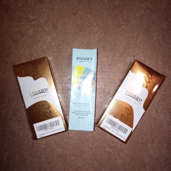 New! Sealed! Eyelash Bundle - Picture 3 of 3